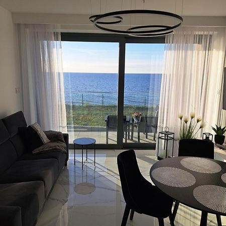 Apartament Z Widokiem Na Morze 5 B W Kompleksie Hevenia Rewal Buitenkant foto